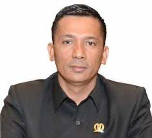Anggota Dewan Ini Minta KPK Periksa Anggota DPRD Riau