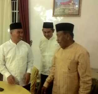 Mantan Bupati Rohil Wan Thamrin Temui Pimpinan Fraksi di DPRD Riau
