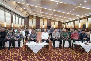 Wakajati Hadiri Pelantikan Pengurus DPW Riau IKA UII Periode 2021-2026
