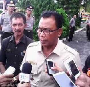 Bupati Suyatno Perintahkan Dinas BMP Perbaiki Jalan Berlobang