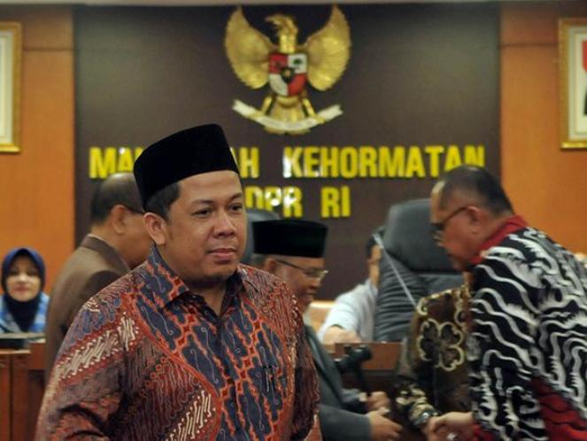 Makin Seru, Presiden PKS di Laporkan Fahri Hamzah ke MKD DPR