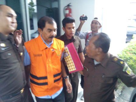 Wan Firdaus Belum di Tahan, Ibus Kasri di Masukan Jaksa ke Bui