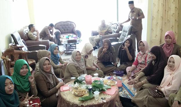 Mantan Dewan Ikut Halal-bihalal DPRD