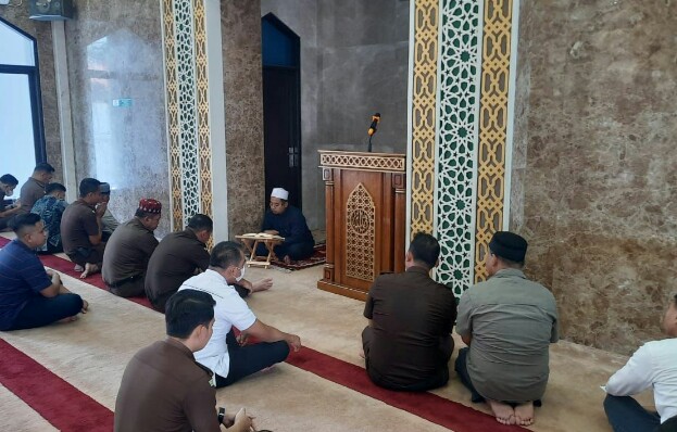 Tausiyah Ba'da Dzuhur, Ustadz Chairul Ihkwan Jelaskan Kalimat Thayyibah