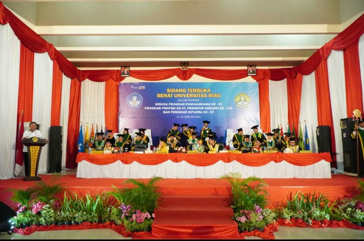 Jadi Pemateri Pada Sidang Terbuka Senat UNRI, Kajati Jelaskan Pengertian Korupsi dan Moral
