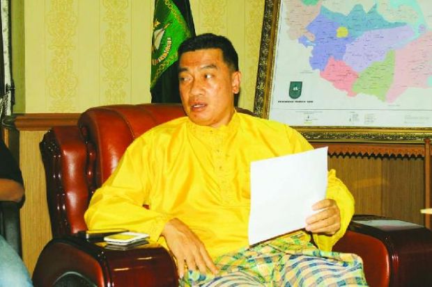 Pelantikan Suparman Sebagai Bupati Rohul di Tunda