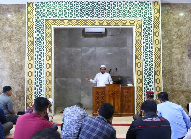 Ustadz H Syamsurizal Sampaikan Tausiyah Qobla Dzuhur