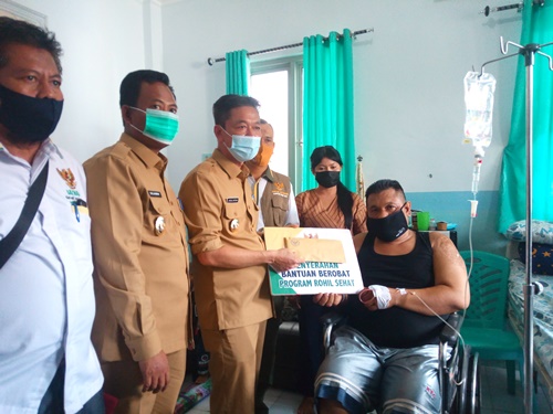 Sambil Salurkan Bantuan, Bupati dan Wakil Bupati Rohil Sidak SRUD Bagansiapiapi
