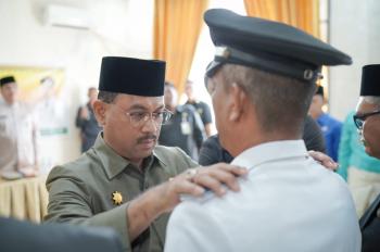 Sekda Rohil Lantik Pejabat Administrator dan Pengawas