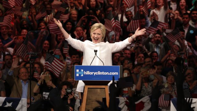 Kampanye di Olimpiade Rio, Hillary Clinton Habiskan Rp 178 Miliar