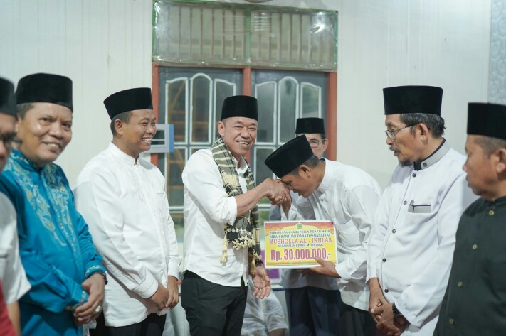 Bupati Rohil Safari Ramadhan di Rimba Melintang