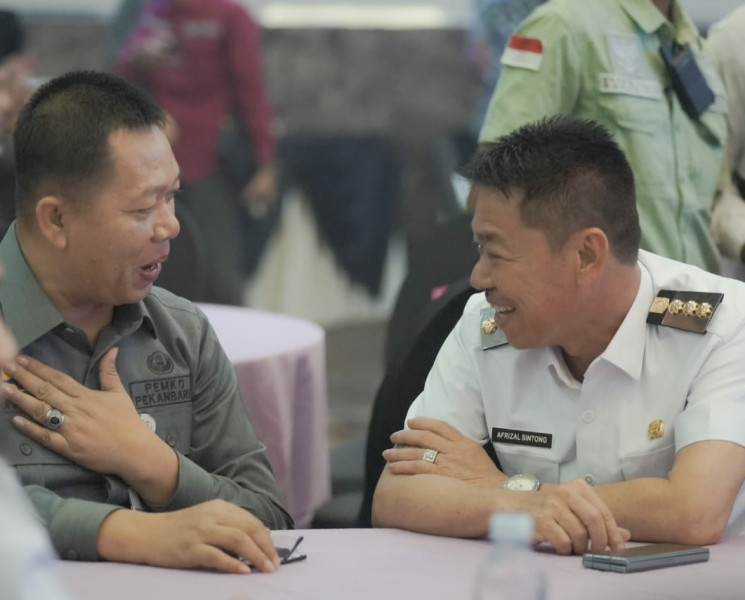 Bupati Rohil Hadiri Peringatan HAKIN 2023 di Kampar