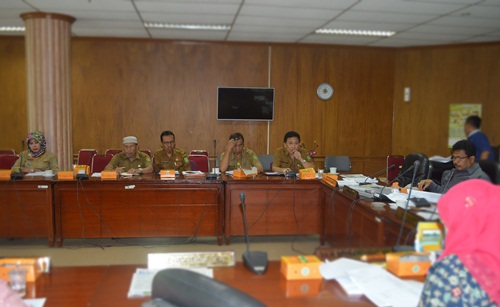 Tak Mau di Bilang Tak Becus, Dewan Riau Semprot Kadis dan Kepala Badan di Riau