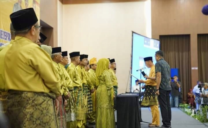 Bupati Afrizal Sintong Lantik Pengurus IKM Rohil Pekanbaru