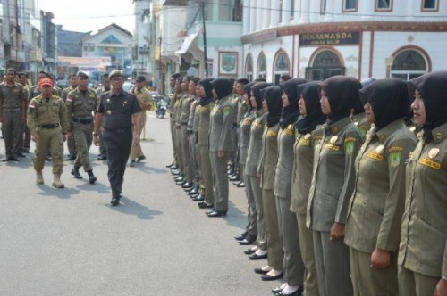 Bupati Suyatno Lepas 171 Praja IPDN